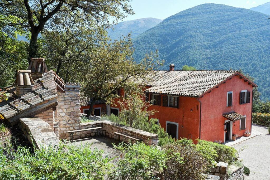 Casale Rosso Villa Castel San Felice ภายนอก รูปภาพ