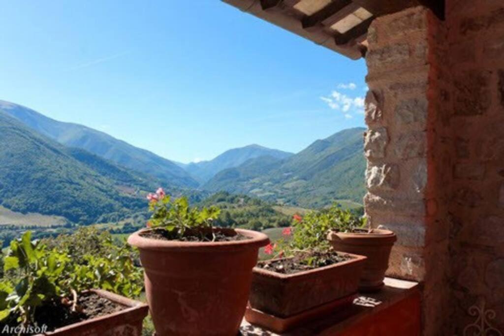 Casale Rosso Villa Castel San Felice ภายนอก รูปภาพ